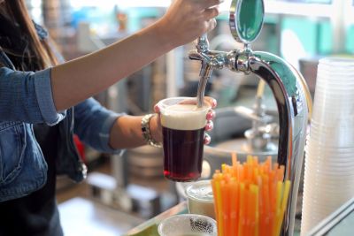 Bar, Tavern, Pub, and Sports Bar Insurance in Lansing, MI – Protect Your Business with Dalton Davis Insurance